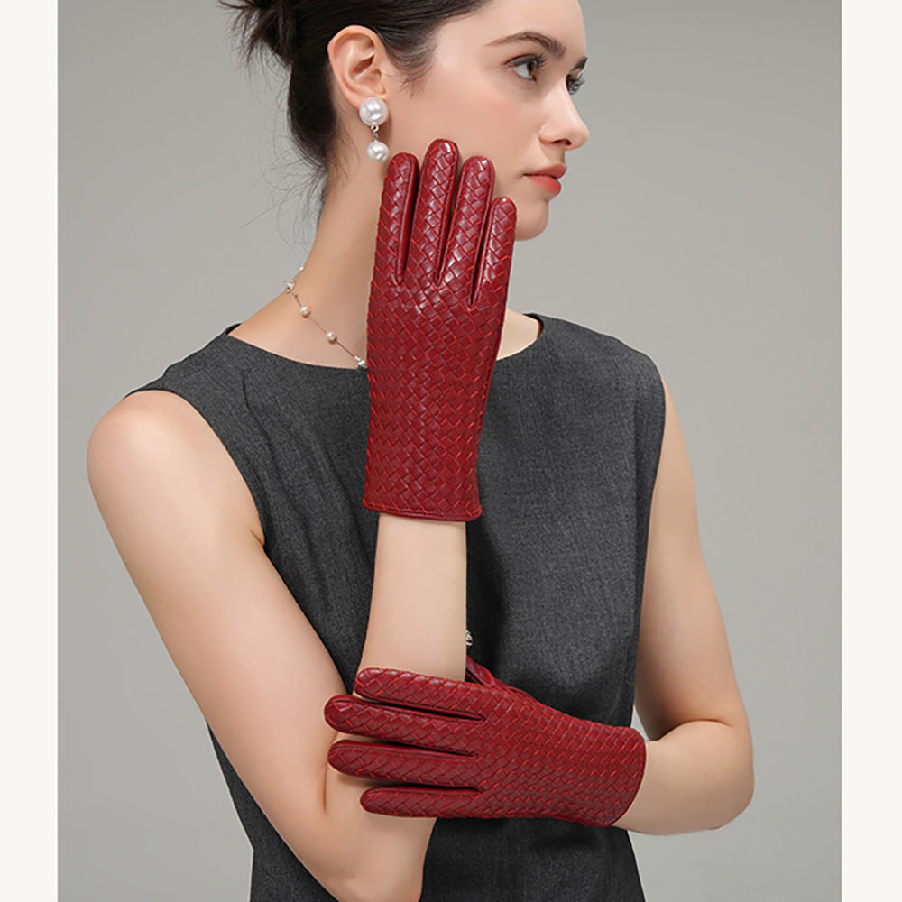 Wool Glove Lined - 冬用のレディース本革製、暖かく、編み込みデザインのシープスキン手袋。ファッション性があり、アウトドア、運転、乗馬に最適。タッチスクリーン対応、裏地はウール。